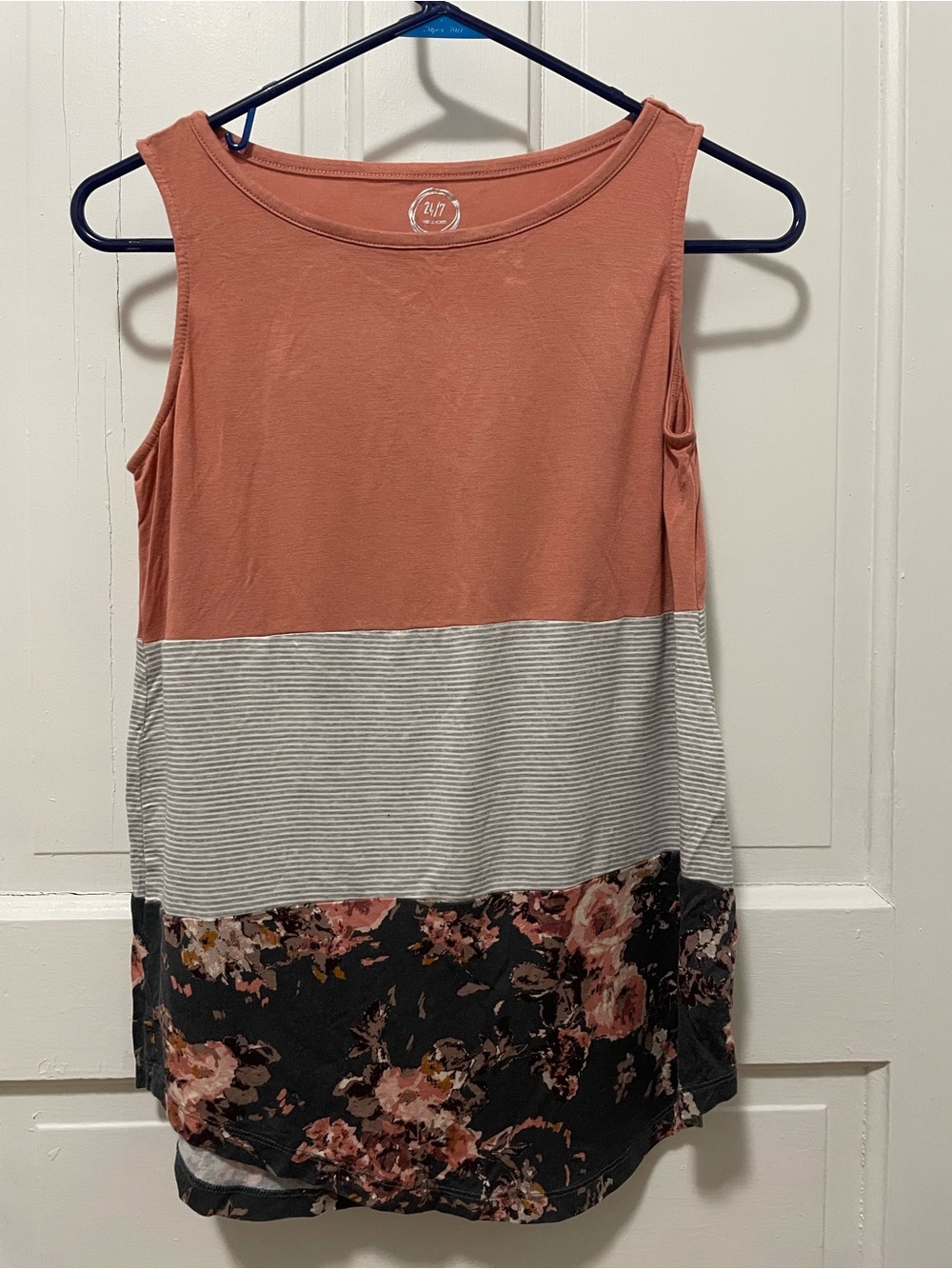 Maurices 24/7 Women’s Floral Tank Top Size XS Soft Stretch